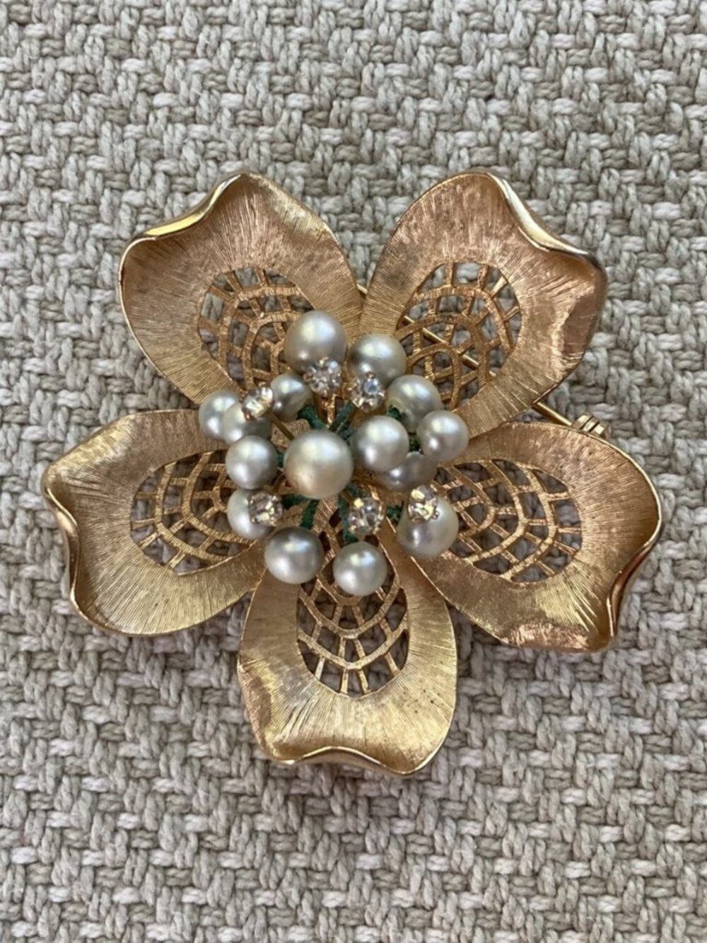 Vintage Signed Vendome, Gold and Pearls, Matte Latticework Flower Floral Brooch